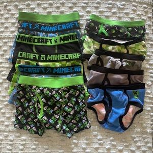 -11- Boys Underwear MINECRAFT (size 8/medium)